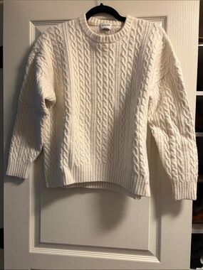 Aritzia Sunday Best White Cable Knit Crewneck Sweater